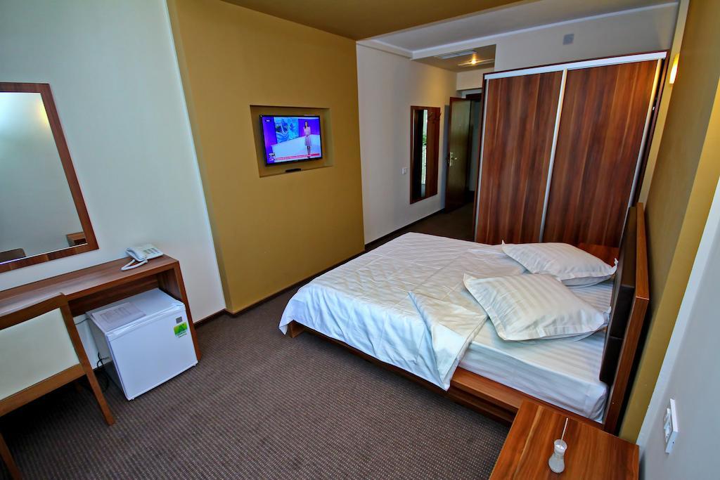 טולצ'אה Hotel Eden חדר תמונה